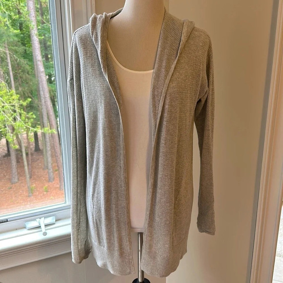 Lululemon Hooded Cardigan Sweater, EUC, Size 8 - Picture 1 of 10